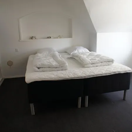 177 Storegade First Floor Id 141 Appartement *